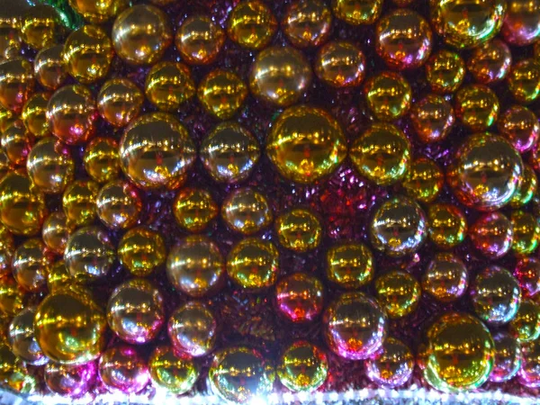 Великий Новорічний Святковий Фон Багатьох Яскравих Кольорових Скляних Кульок — стокове фото