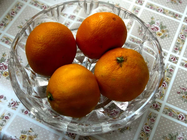 Tangerines Lie Crystal Vase Table — Stock Photo, Image