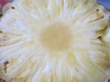 sarı yuvarlak ananas meyvesi dilimi