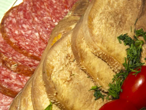 Tagli Carne Festivi Lingua Manzo Salsiccia Salame Prosciutto Carne Maiale — Foto Stock