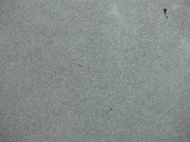 Altında su olan pürüzsüz buz yüzeyi