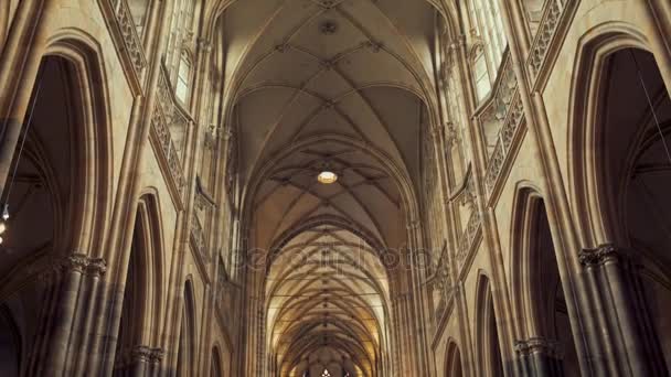 Prague, Czech Republic - December 24, 2016: Interior of St. Vitus Cathedral — Stock Video