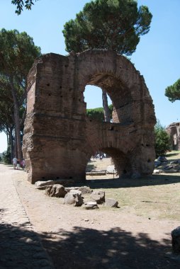 Eski harabeleriyle Palatine Tepesi. Eski Roma tarihi mimarisi. Palatino Romanları.