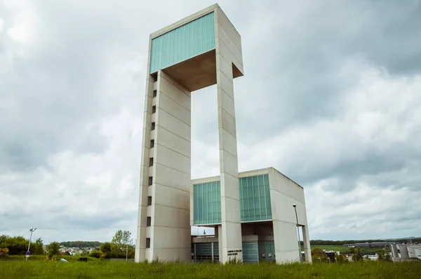 Leudelange Luxemburgo Mayo 2013 Torre Agua Con Diseño Moderno Hormigón — Foto de Stock