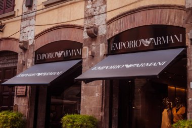 Emporio Armani Di Micheletti Luigi dükkan logosu Via Guglielmo Oberdan caddesi, Tuscany