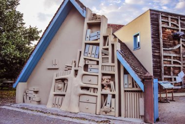 Ungersheim: Alsace anıtı, açık hava müzesi, zanaatkarların sunumu ve bir köyün geleneksel evleri