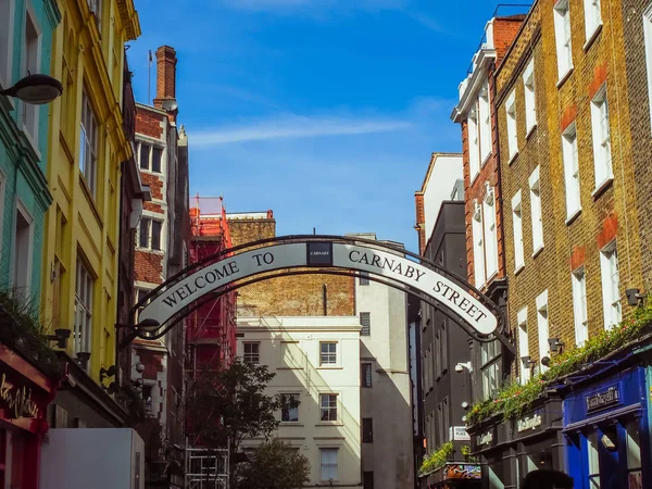 Londres Inglaterra Septiembre 2015 Carnaby Street Peestrian Shopping Street Soho — Foto de Stock