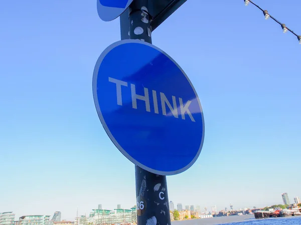 London England September 2015 Think Blue Sign — Stock Photo, Image