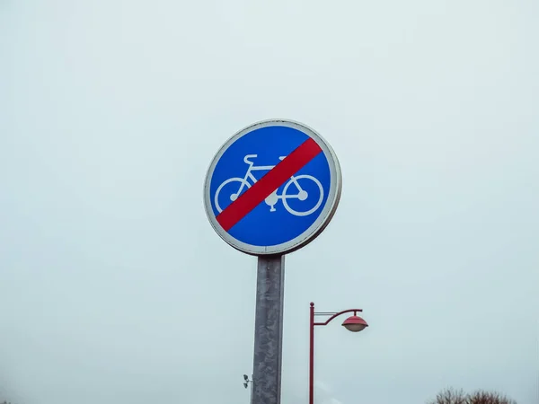 B40 End Bicycle Zone Road Sign Indicating End Obligatory Cycle — Stock Photo, Image