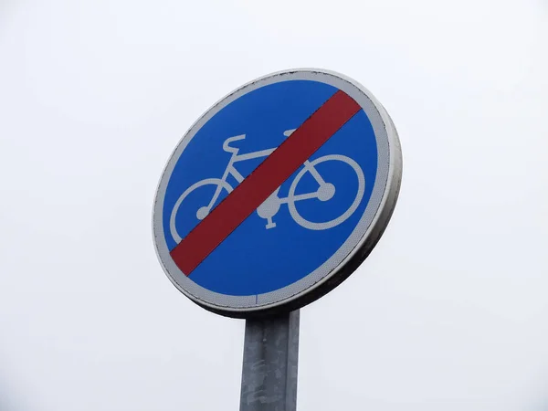 B40 End Bicycle Zone Road Sign Indicating End Obligatory Cycle — Stock Photo, Image