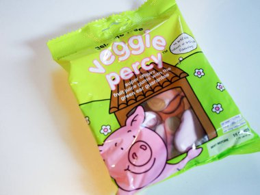Marks & Spencer 'dan jelatinsiz sebzeli sakız şekeri Sebze Percy ve Colin Caterpillar