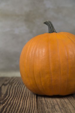 Turuncu kabak sonbahar ve Halloween bir sembolü olarak