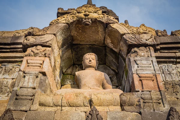 Stupas en el Templo de Borobudur, Java Central, Indonesia — Foto de Stock