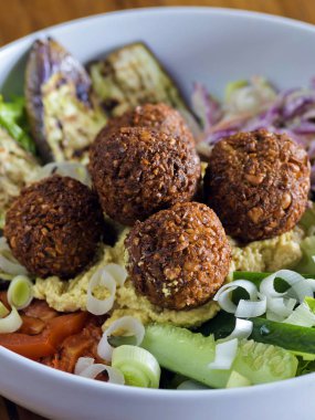 Taze vejetaryen falafels plaka