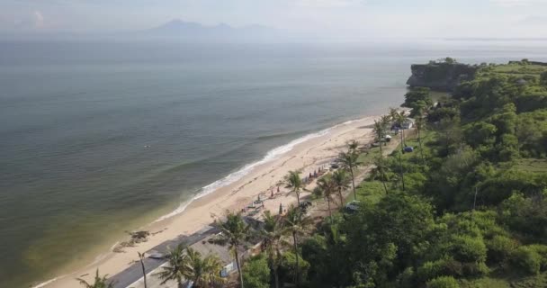 Luftaufnahme vom Strand von Balangan — Stockvideo