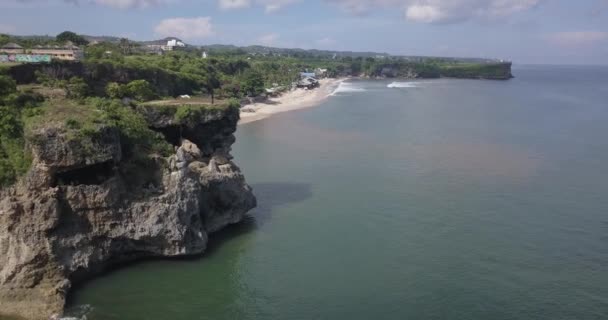 Widok z lotu ptaka na plaży Balangan — Wideo stockowe