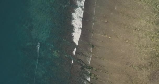 Vista aérea del barco banca en el Océano Índico — Vídeos de Stock