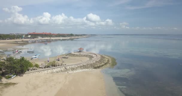Flygfoto över stranden Nusa Dua — Stockvideo
