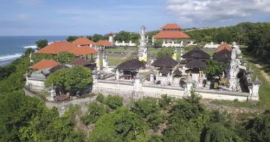 Bali tapınağının havadan görünüşü