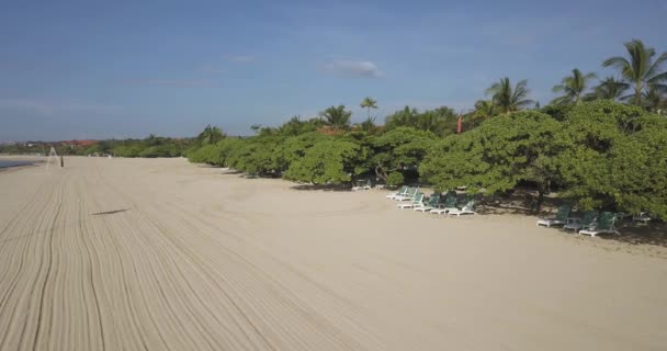 Letecký pohled na pláž Nusa Dua — Stock video