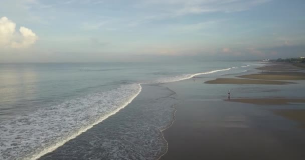 Vista aérea da praia de Kuta — Vídeo de Stock