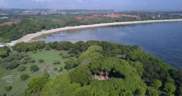 Nusa Dua plajının havadan görünüşü — Stok video