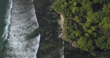 Nusa Dua plajının havadan görünüşü