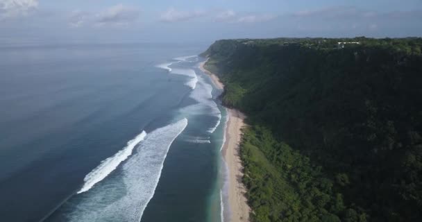 Vue aérienne de la plage de Nyang Nyang — Video
