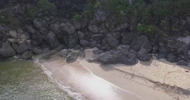 Luftaufnahme vom Strand von Balangan — Stockvideo