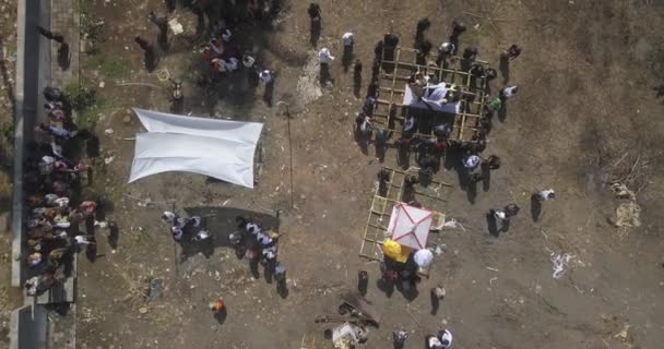 Vista aérea da cerimônia balinesa — Vídeo de Stock