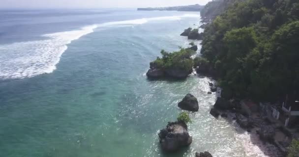 Luftaufnahme vom Padang Padang Strand — Stockvideo