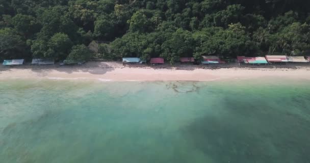 Vista aérea de la playa de Thomas, Padang Padang — Vídeo de stock