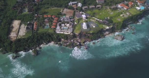 Vista aérea da praia de Uluwatu — Vídeo de Stock