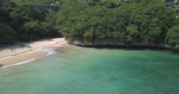 Widok z lotu ptaka Padang Padang plaży — Wideo stockowe