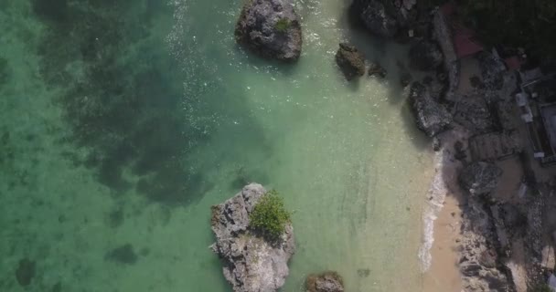 Vista aérea de la playa de Padang Padang — Vídeos de Stock