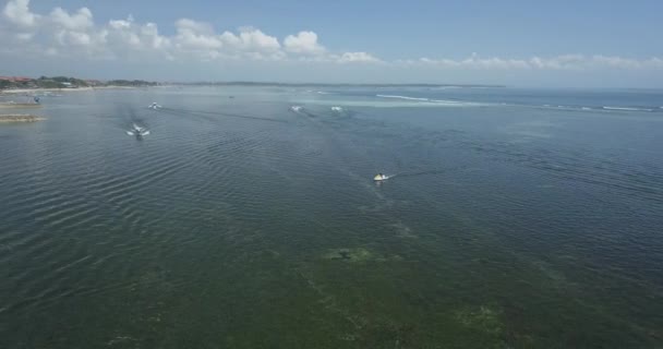 Vue aérienne du jet skieur — Video