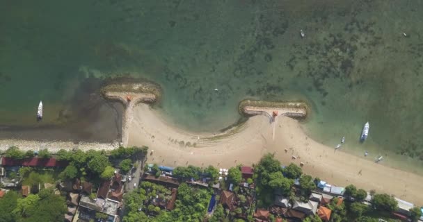Luchtfoto van Sanur strand — Stockvideo
