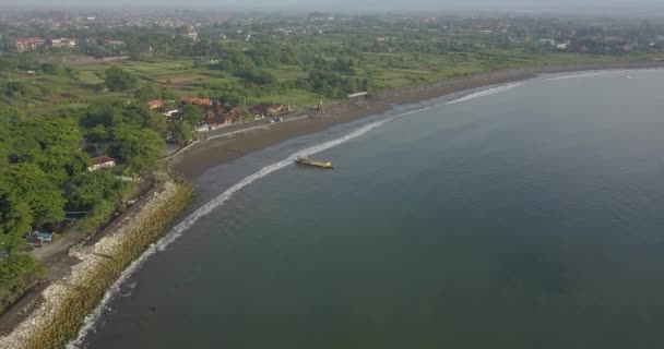 Вид з літака на пляж Санур. — стокове відео