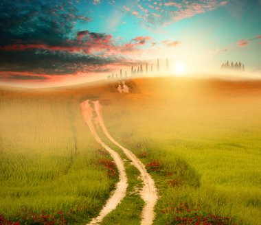 Gün batımı alan ve yol