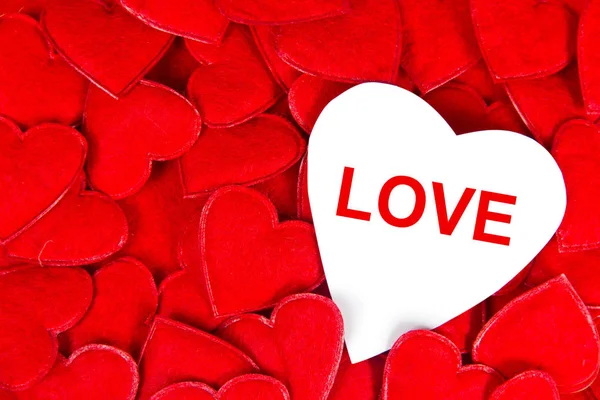 赤いバレンタインの愛の心 — ストック写真