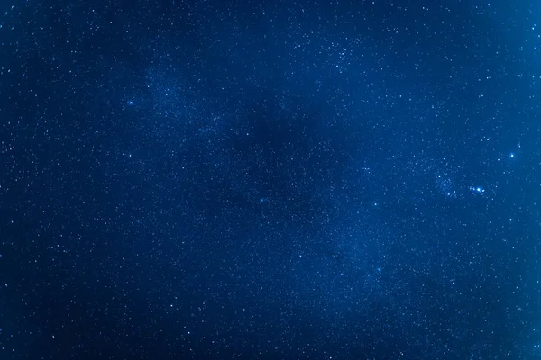 Yıldızlı gece gökyüzü — Stok fotoğraf