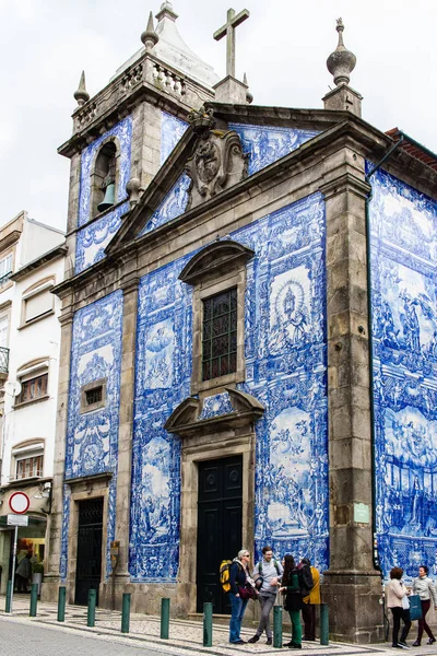 Chapel of Souls front facade in Porto, Portugal — Stock Photo, Image