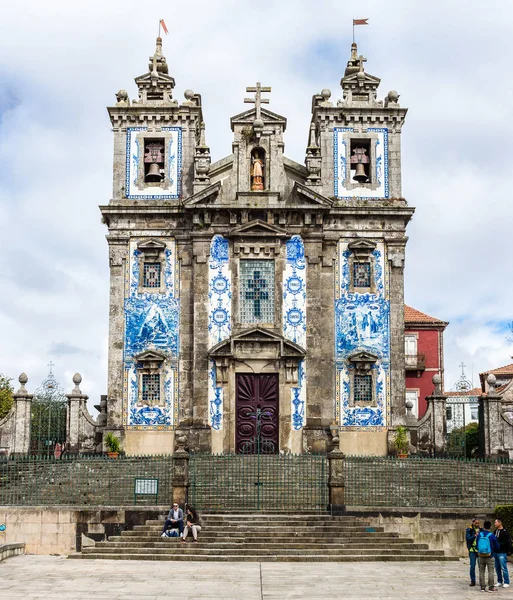 Saint Ildefonso church and staircase in Porto, Portugal — Stock Photo, Image