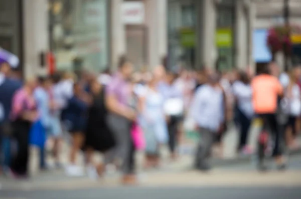 Rozostření chůze lidí. Obrázek pro pozadí. Londýn Velká Británie — Stock fotografie