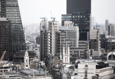 Şehir Londra gün batımında. Londra, İngiltere
