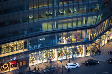 Şehir Londra gün batımında. Londra, İngiltere