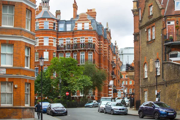 Lüks apartmanlar Kensington. Londra, İngiltere — Stok fotoğraf