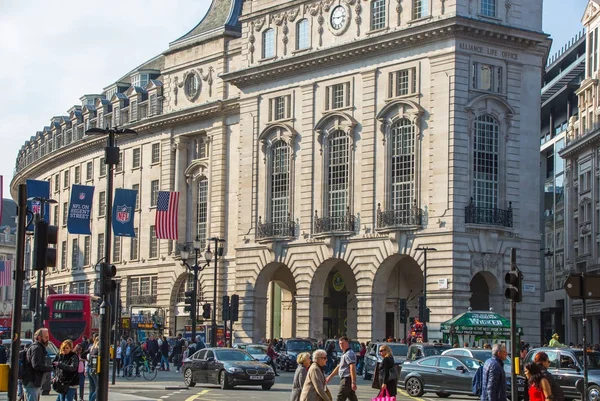 London Egyesült Királyság Október 2016 Piccadilly Kör Sok Turistát Londoniak — Stock Fotó