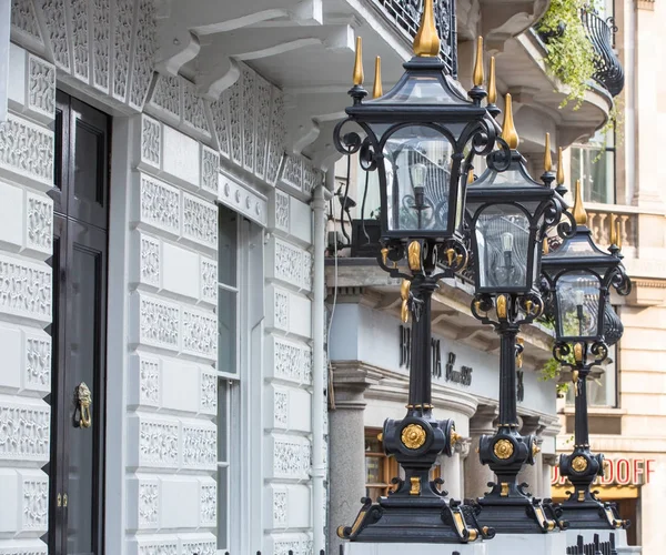 Londres Reino Unido Septiembre 2016 Ventanas Los Apartamentos Lujo Mayfair — Foto de Stock