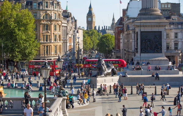 London September 2015 London September 2015 Trafalgar Square View Lots — Stock Photo, Image